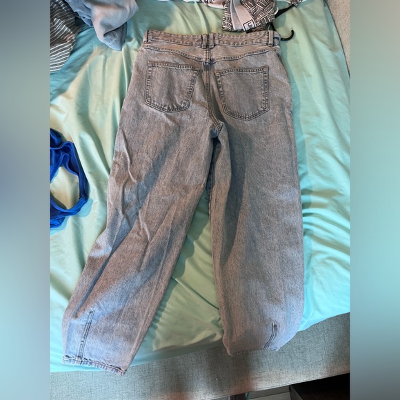 Women’s jeans - Picture 2 of 3